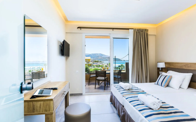 Theo Star Beach Hotel