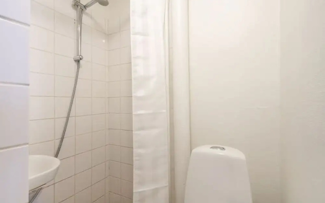 Park 1 - Lovely 1-bdr Apt Close to Metro