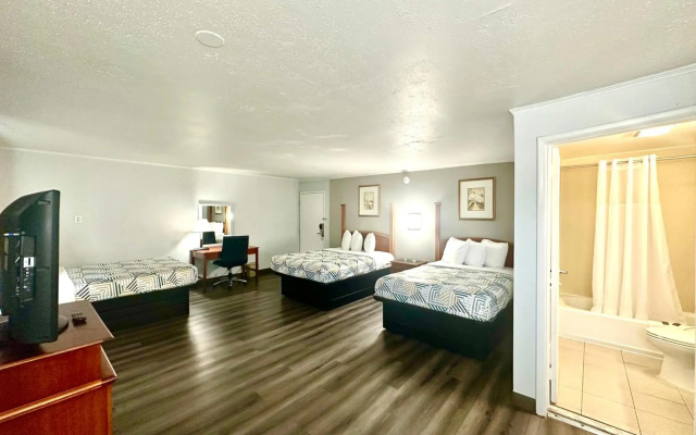 Red Carpet Inn