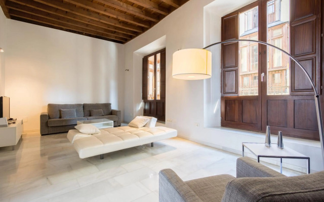 Comet Suites Elvira