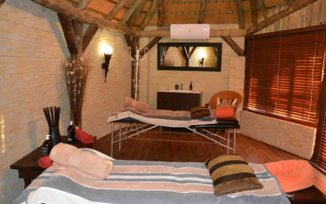 Zebra Kalahari Lodge