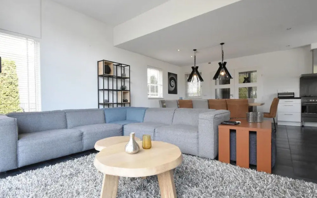 Modern Villa in Harderwijk with Hot Tub