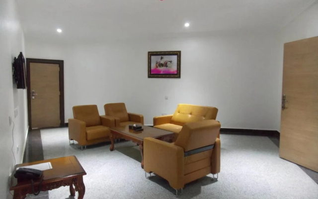 Immaculate Royal Int'l Hotel Owerri