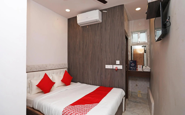 99 Kombo Stay By OYO Rooms