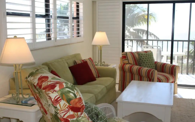 Ocean's Reach Condominiums