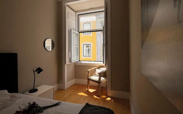 Baixa Apartment by Les Deux Mariettes