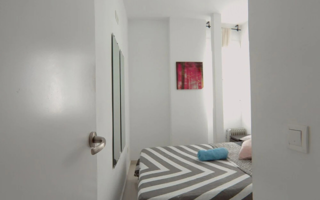 Apartamento de 2 Habitaciones en Puerta del Angel AZ2B