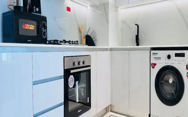Luxury Belvilla 1BR Pool View Apartment in JVC