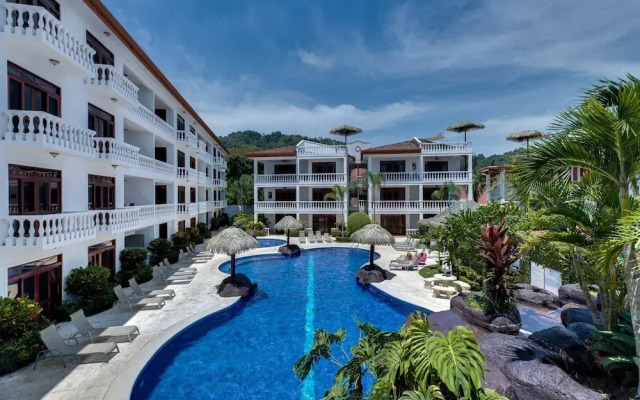 Ground Floor Unit in Beautiful Beachfront Complex