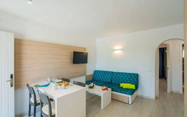 Апарт-отель Holiday Center Santa Ponsa