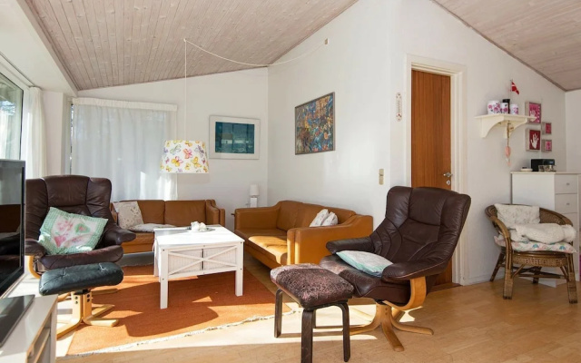 Beautiful Holiday Home in Glesborg Near Sea