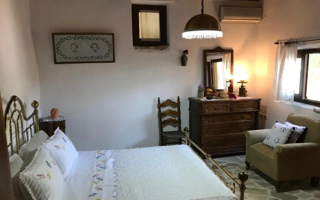 Mylopetra Traditional House