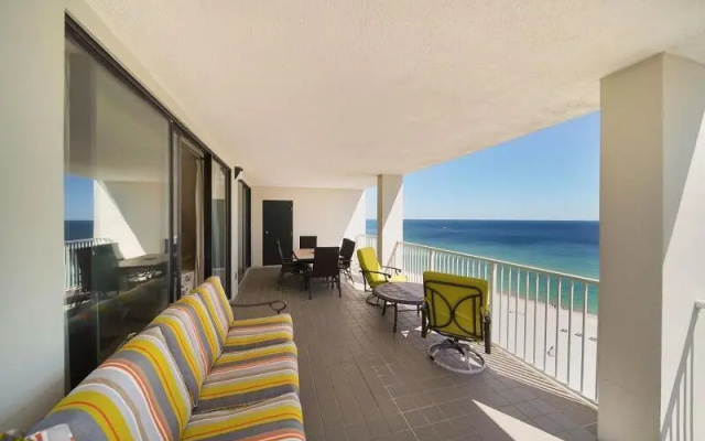 Pelican Pointe 1406