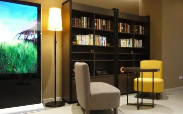 Homeinn Plus Hotel (Shenyang  Olympic Center Rongxing Building)