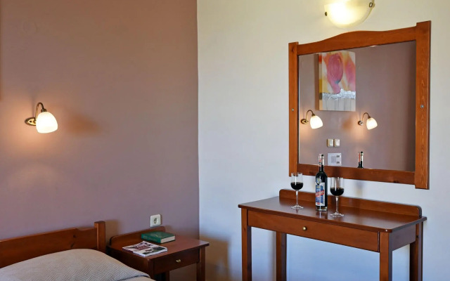 Iolkos Hotel Apartments