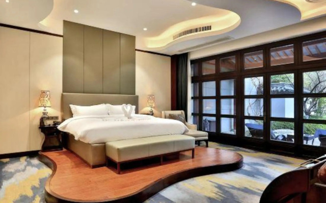 Jiashan Yunlan Bay Honglu  Yuanlin Hotel