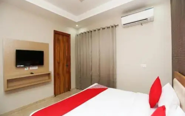 Palm Garden Suites By OYO Rooms