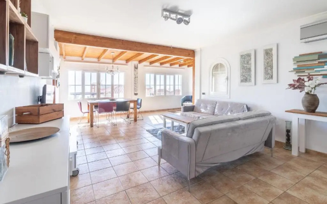 Flatguest Pajara + 2 terraces + 9 PAX + Sea view