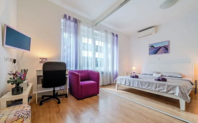 Lavanda Apartment With Terrace