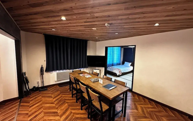 Economy Hotel Upashi