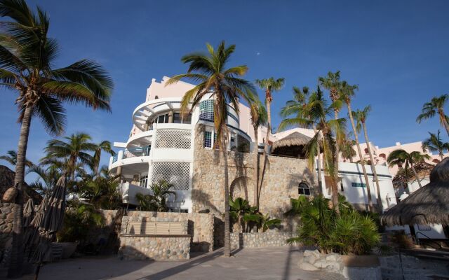 Отель Club Cascadas de Baja Мексика, Кабо-Сан-Лукас - отзывы, цены и фото номеров - забронировать отель Club Cascadas de Baja онлайн вид на фасад