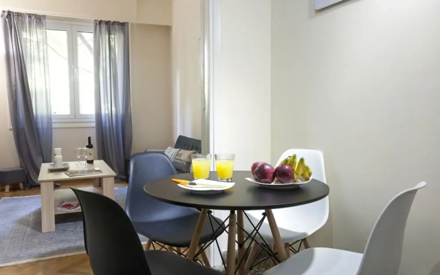 Three bedrooms apartment at the center of Athens