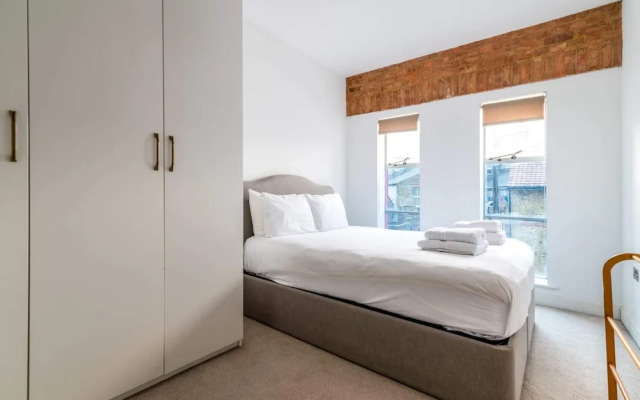 Trendy Elephant and Castle Home