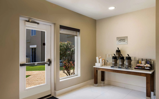 MainStay Suites Savannah Midtown