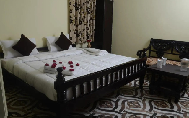 Oyo 3949 Hotel Grande Residency