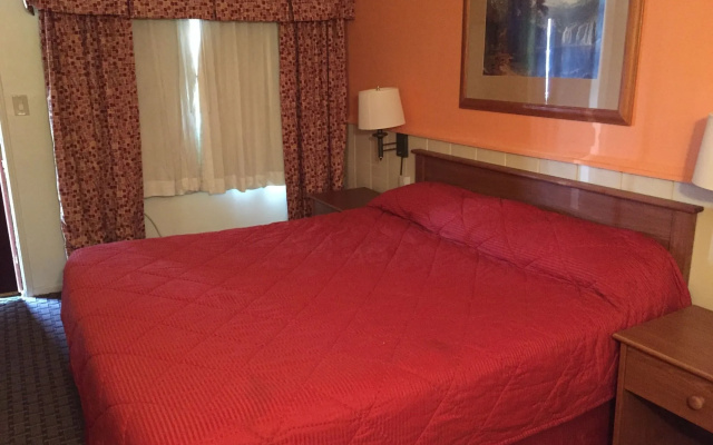 Townhouse Motel