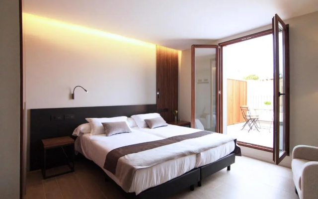 Hotel Raval de la Mar