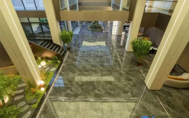 Welcome Building Hotel