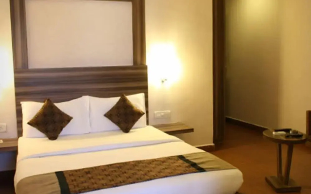 FabHotel Astra Berry's