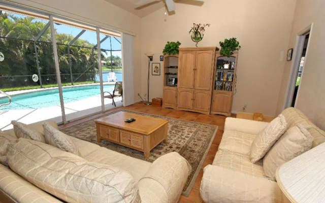 Universal Vacations Naples Area Homes