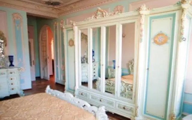 Apartment Bolshaya Konyushennaya 7