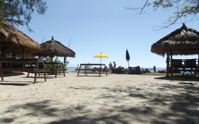 Flush Makmur Bungalows