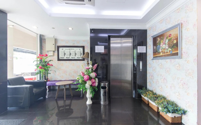 Amani Hotel