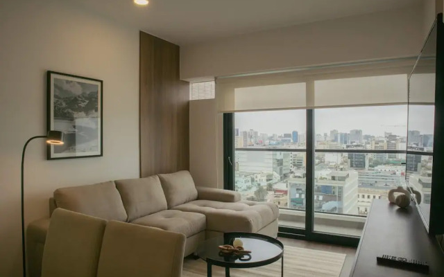 w Delightful 2BR w Balcony in Miraflores