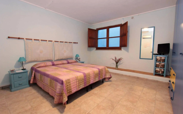 B&B Nuraximannu