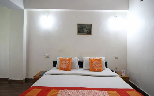 OYO 13324 Hotel Anamika