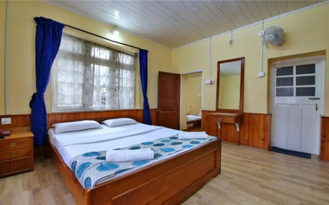 Hotel Tres