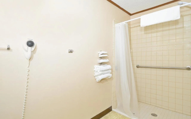 M Star Hotel Covington