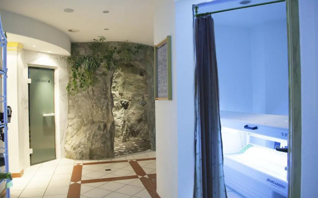 Hotel Neder