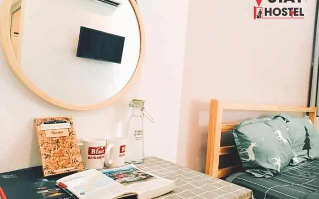 STAY hostel - 300m from the ferry