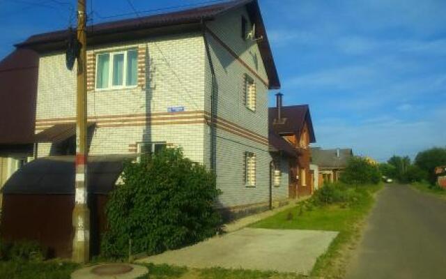 Гостиница Guest House V Gosti Na Ogorodnoy вид на фасад