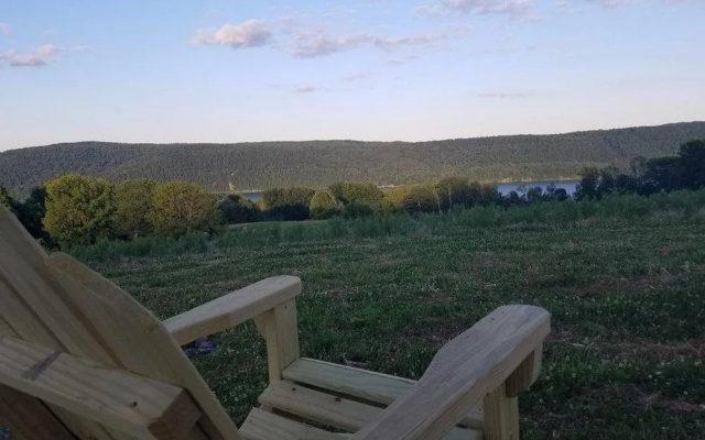 Tentrr - Lake View Retreat