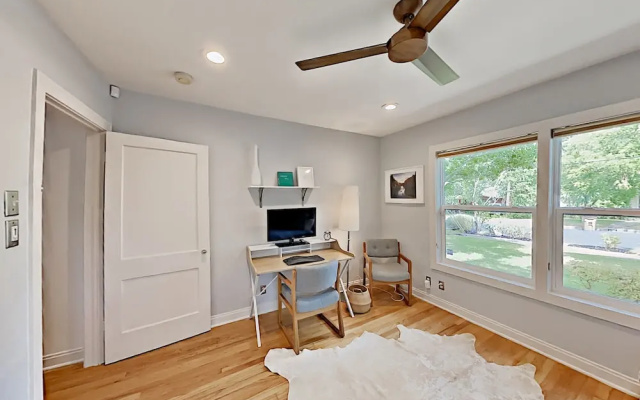 1714boul 2 Bedroom Home