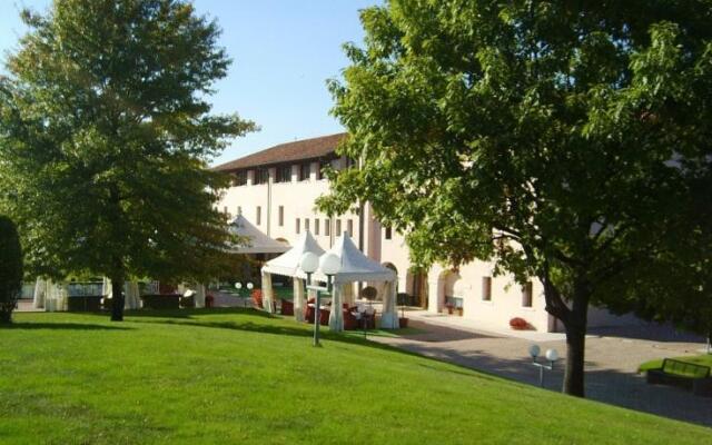 Отель Ristorante Fior Италия, Кастельфранко - отзывы, цены и фото номеров - забронировать отель Ristorante Fior онлайн вид на фасад