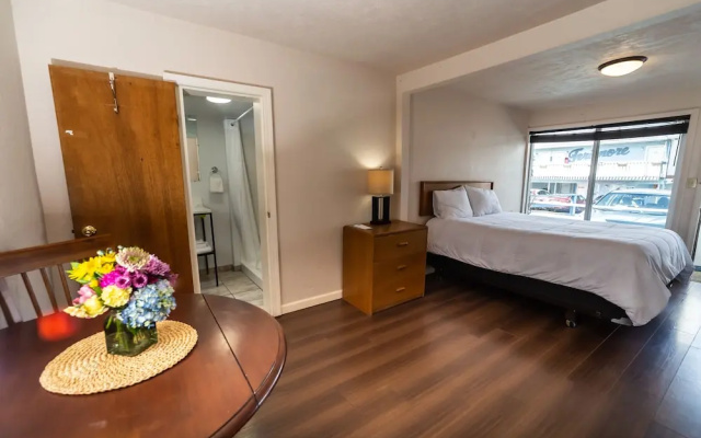 Terimore Bayfront Inn