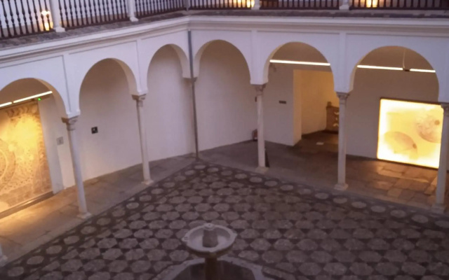 Bonito Ap Centrico Patio Wifi Parking Gratis.